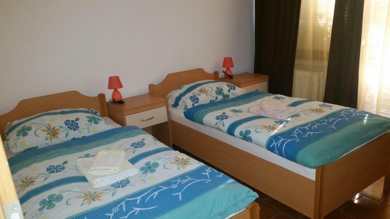 Apartmaji Mezan Apartment Bled Bagian luar foto