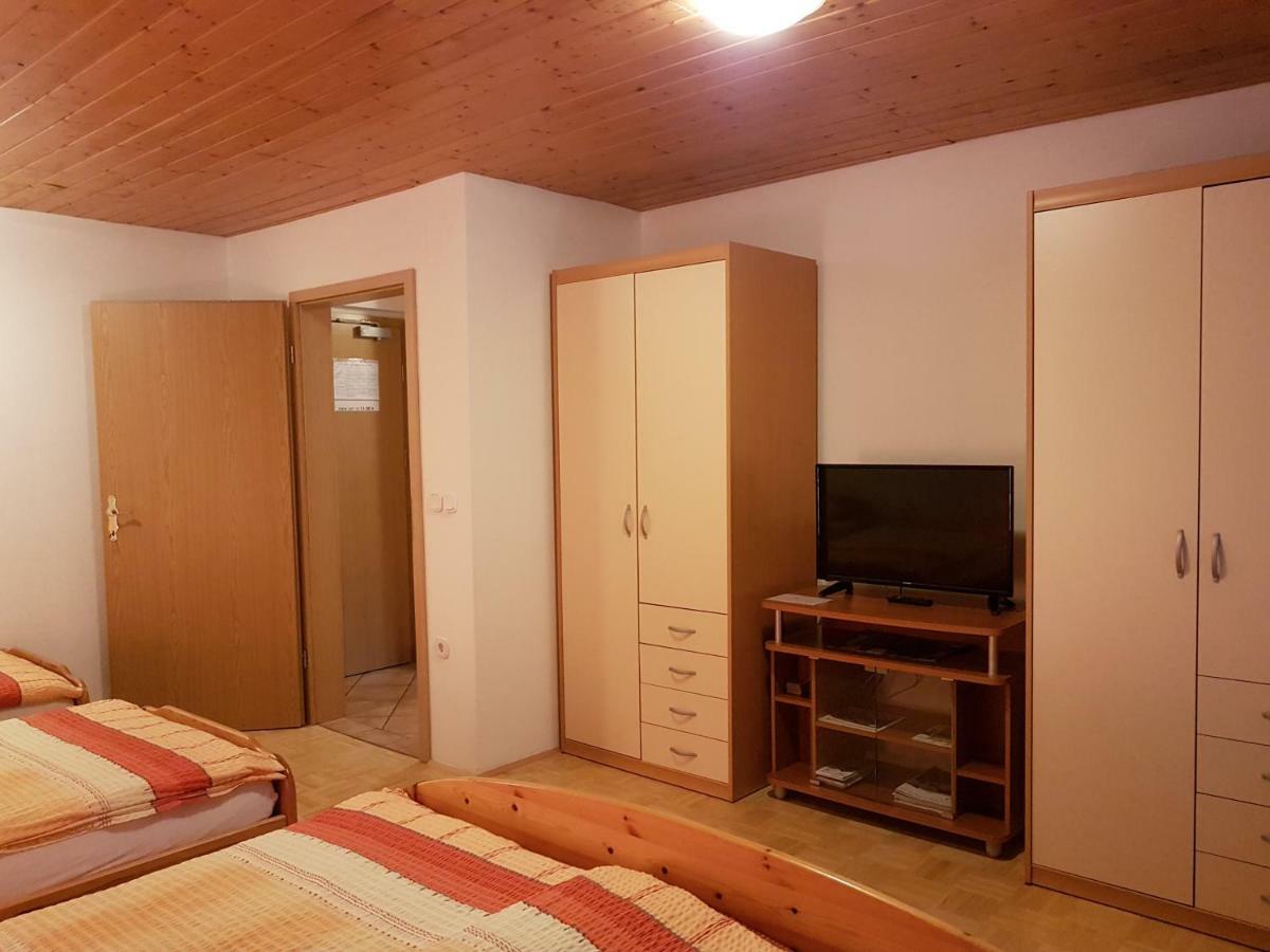 Apartmaji Mezan Apartment Bled Bagian luar foto