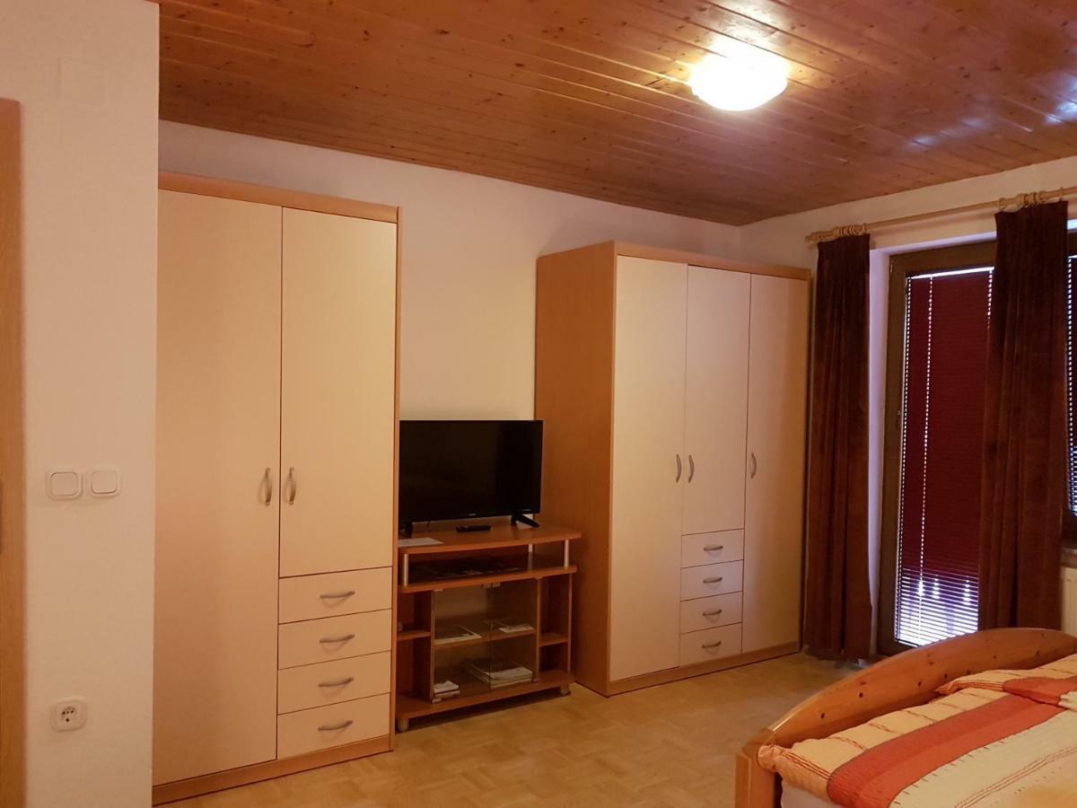 Apartmaji Mezan Apartment Bled Bagian luar foto