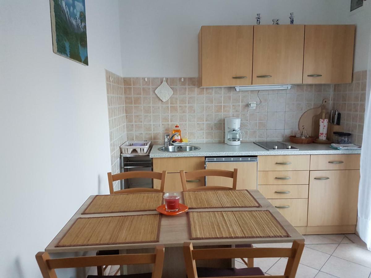 Apartmaji Mezan Apartment Bled Bagian luar foto